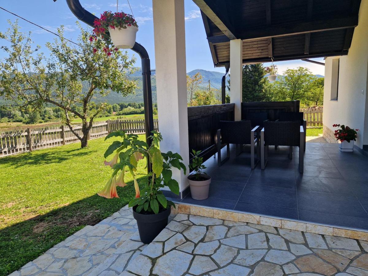 Plitvice Apis Villa Korenica Dış mekan fotoğraf